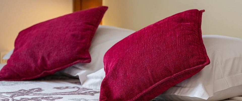 Individually decorated, desk, blackout drapes, cribs/infant beds