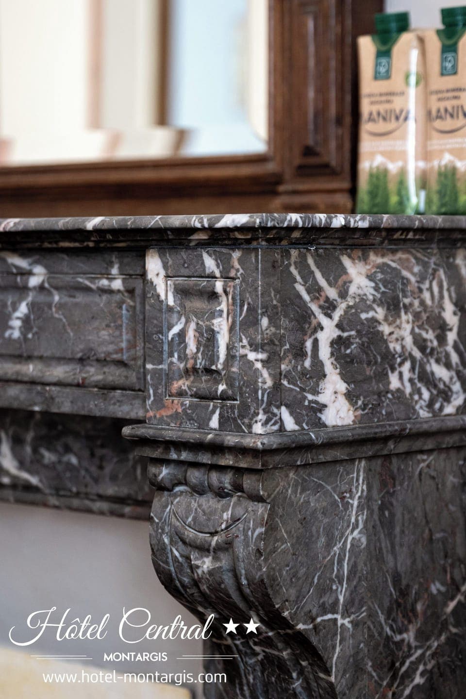 Individually decorated, desk, blackout drapes, cribs/infant beds