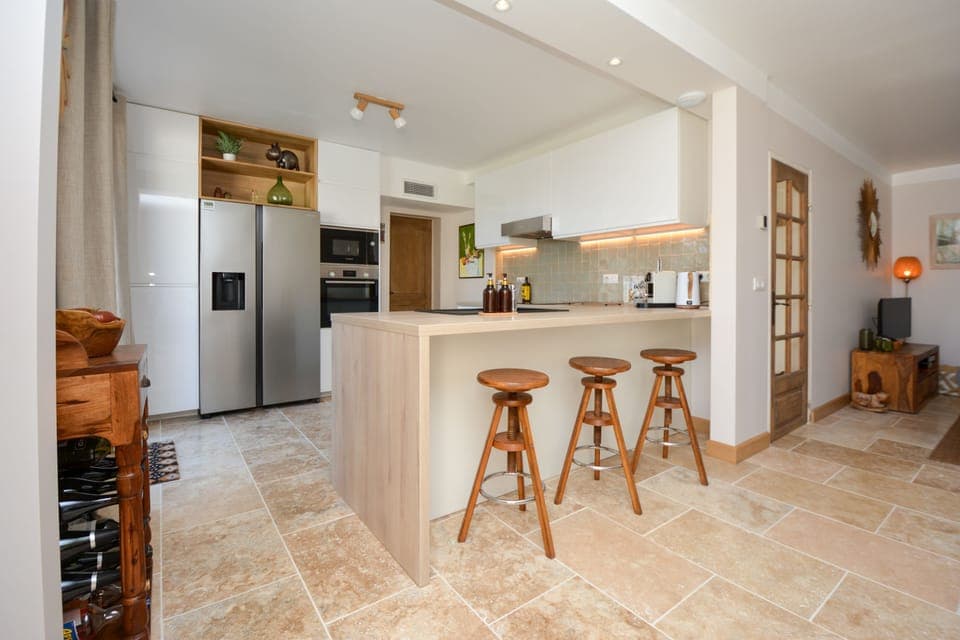 Open kitchen