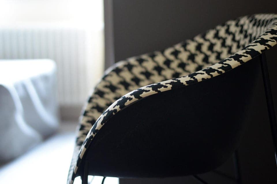 Executive Room, 1 King Bed, Non Smoking (Larger Room;Twin bed on request) | Desk, laptop workspace, soundproofing, iron/ironing board