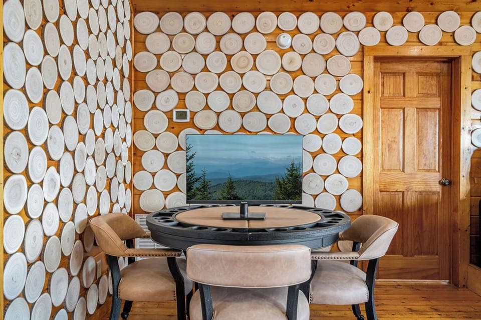 5 Person Poker Table