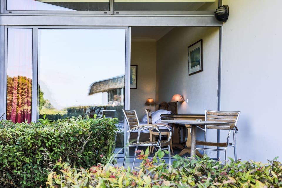 Classic Garden Room | Premium bedding, minibar, in-room safe, desk