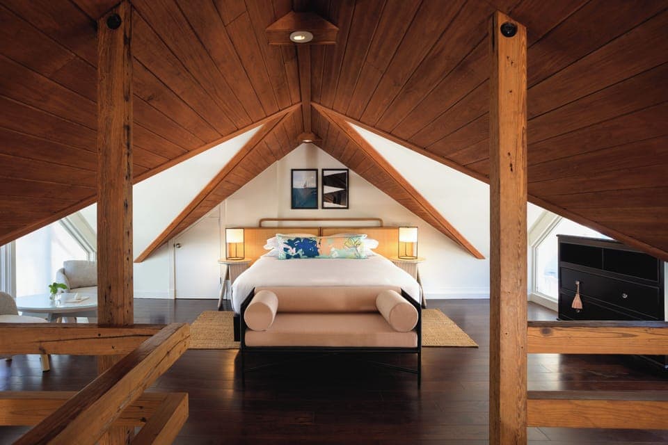 Hemingway King Suite | Premium bedding, in-room safe, individually furnished