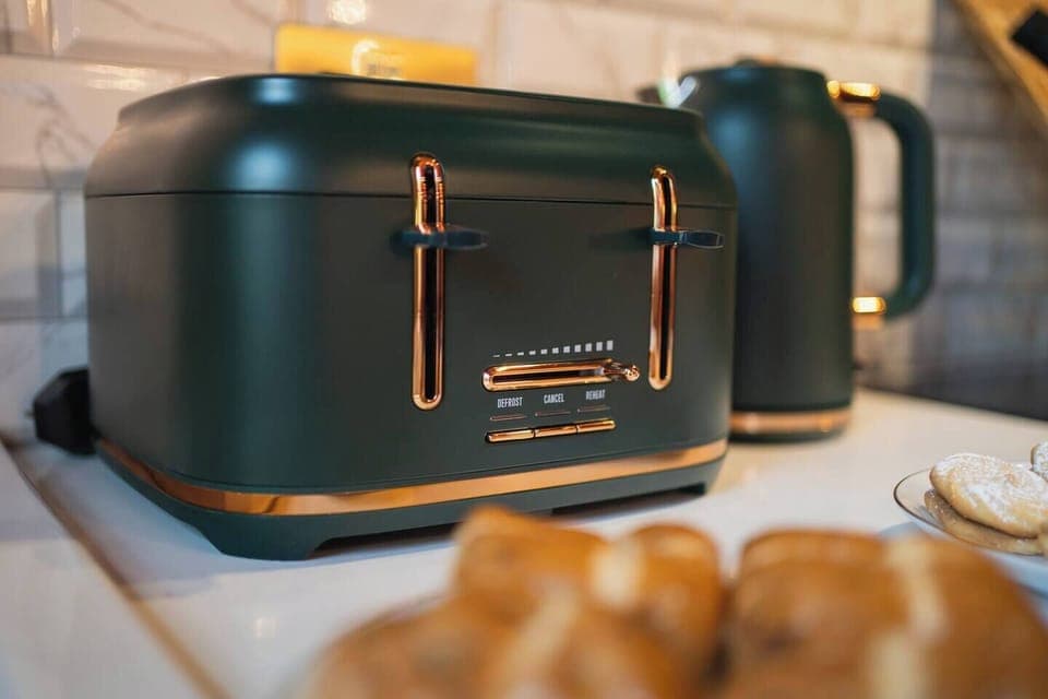 0953aea5-a037-457f-9b54-674f2b79a84e