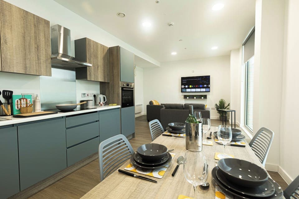 Single Room, Non Smoking | Shared kitchen