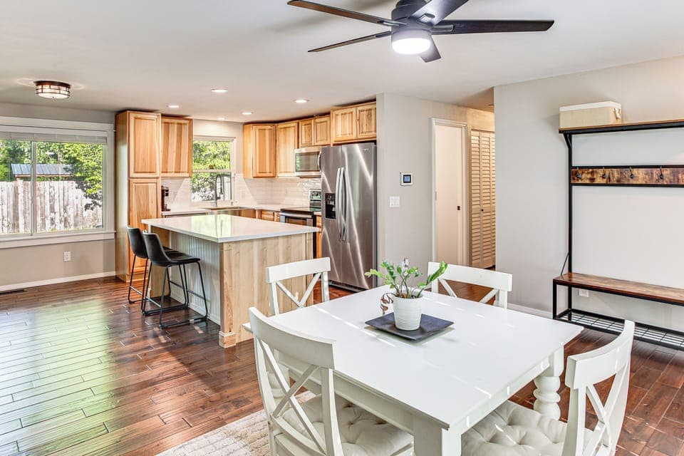 House (3 Bedrooms) | Interior