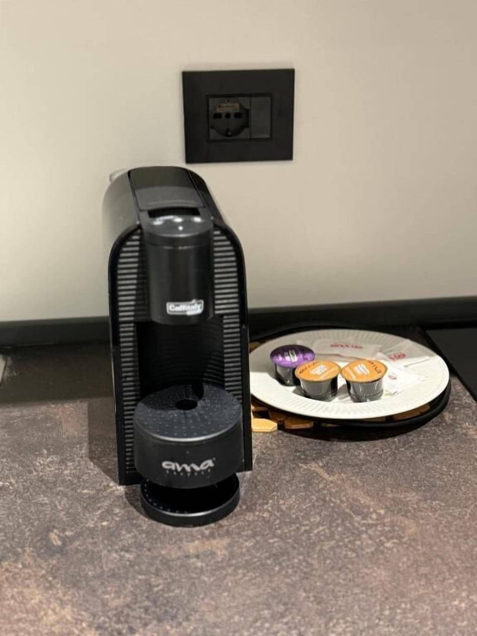 Deluxe Studio, City View | Desk, free WiFi