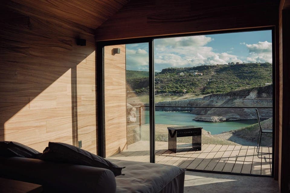 Classic Cabin, Balcony, Lake View | Laptop workspace, free WiFi, bed sheets