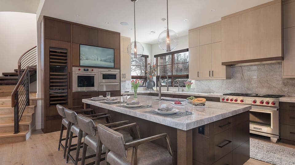 Gourmet Kitchen, Main Level