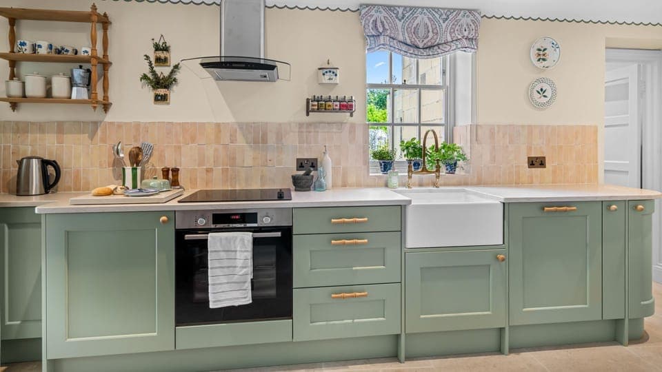 Each details has been considered in the stylish kitchen