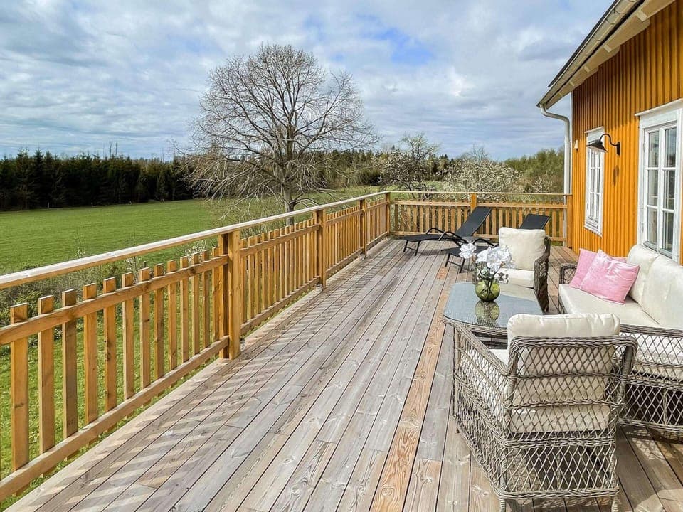 House | Property grounds