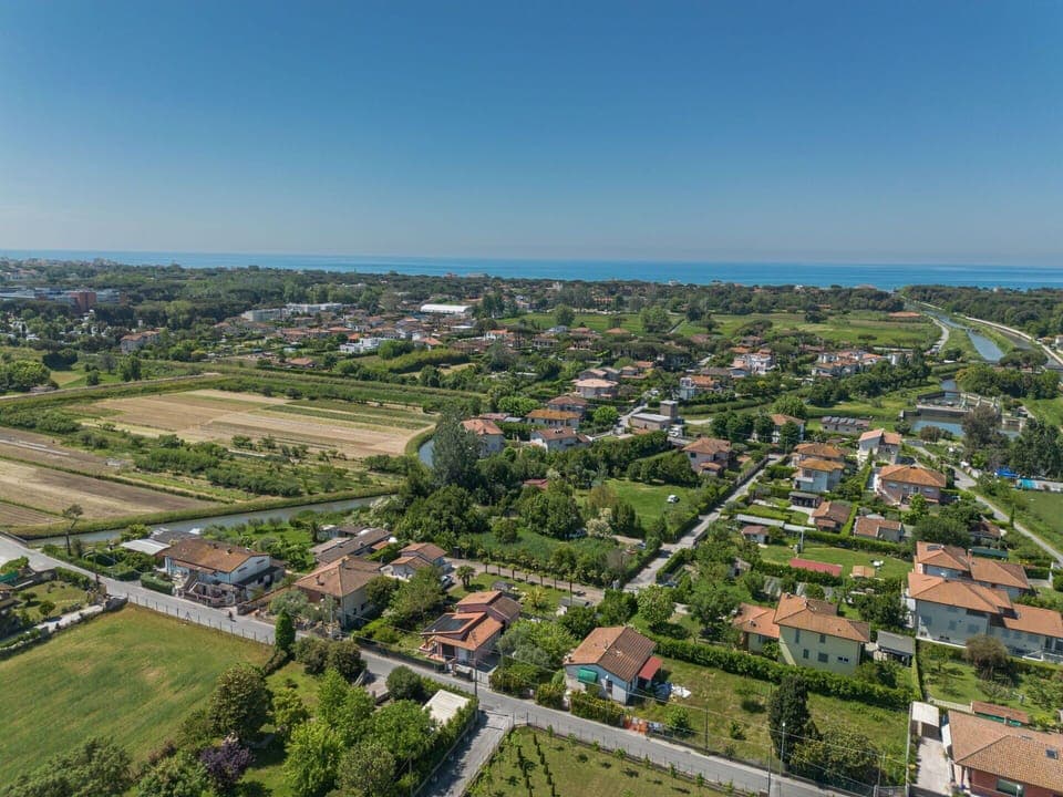Daytime, Residential Area, Bird'S-Eye View, Urban Area, Aerial Photography, Horizon, Landscape, Neighbourhood, Suburb, Urban Design