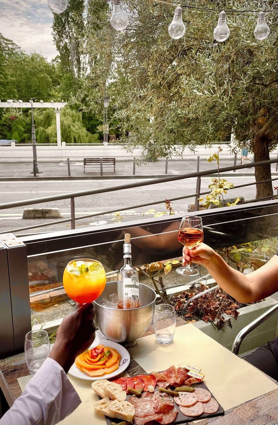 Breakfast, lunch and dinner served