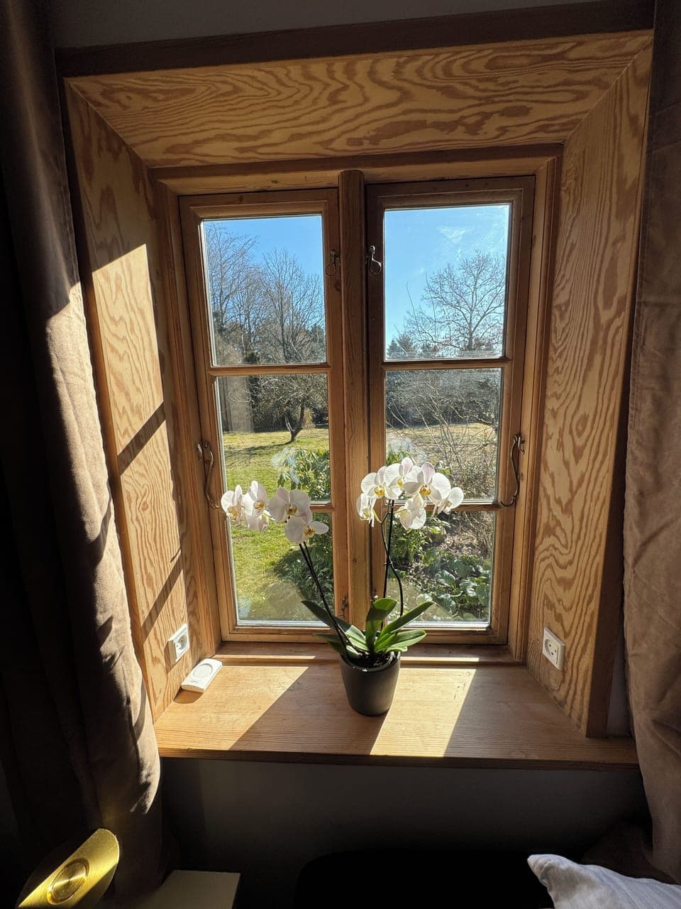 Premium bedding, pillowtop beds, blackout drapes, iron/ironing board