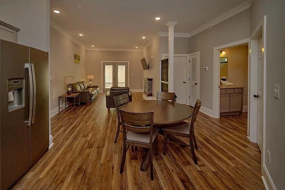 Spacious Living Room with Electric Fireplace and SMART TV with Cable & WIFI throughout vacation rental