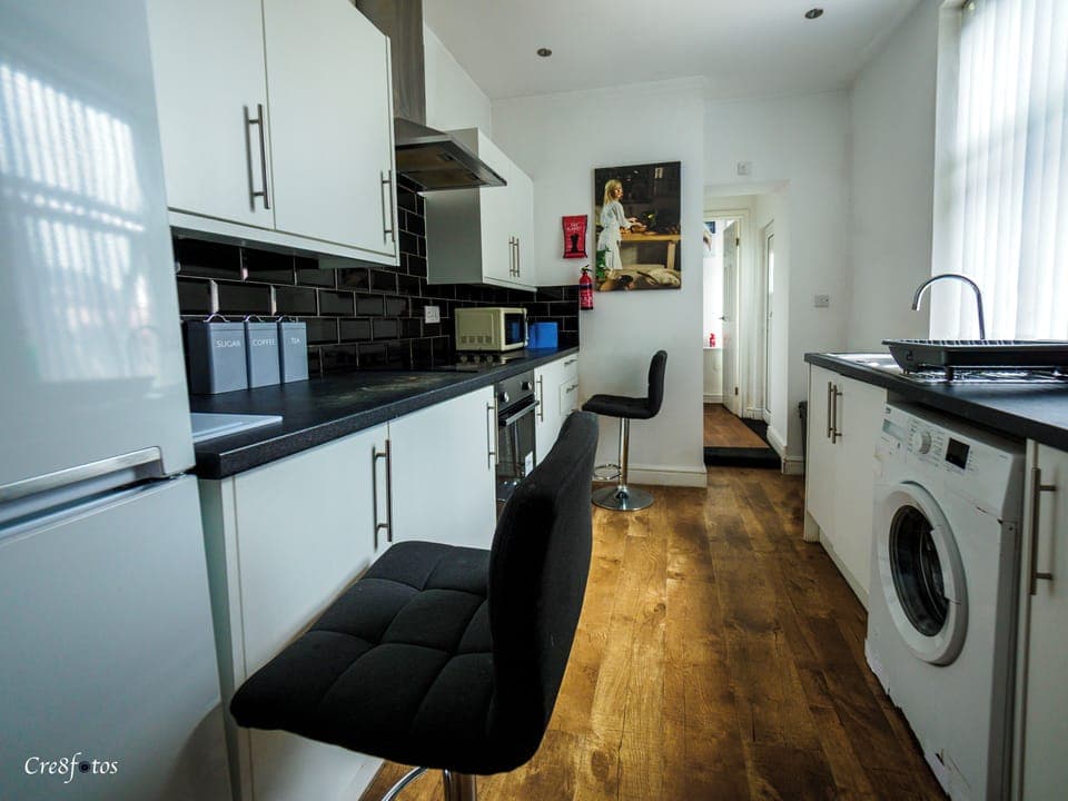 Shared fridge, microwave