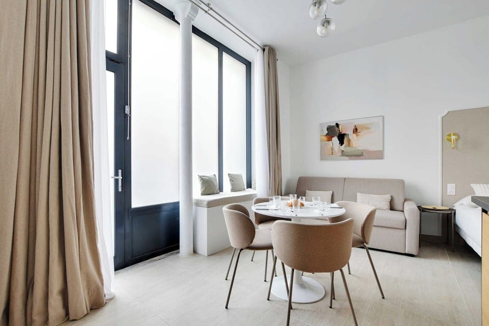 Apartment | Dining