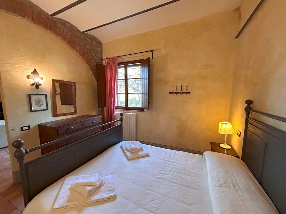 Autumn, Bedroom, Spring, Summer