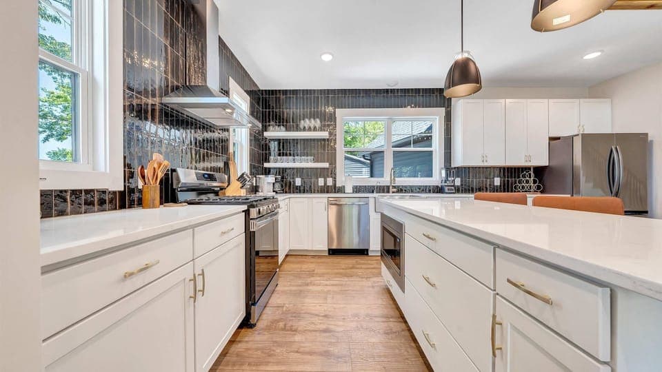 Large Stocked Kitchen