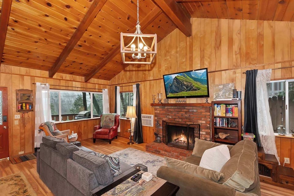Cabin, Multiple Beds, Hot Tub, Mountain View (The Lazy Bear Cabin) | Living area | 42-inch flat-screen TV with digital channels, fireplace