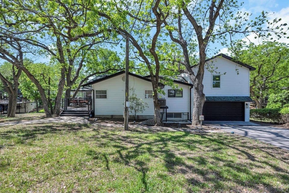 74ad69ab-c4a8-4c51-82b8-04f587b01a76