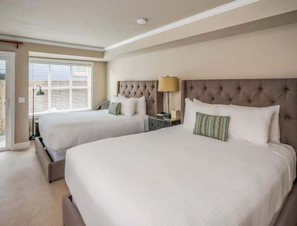 Comfortable Unit with 2 Queen size beds