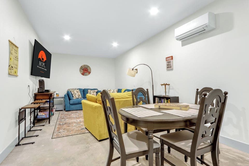 Perfect spot to have fun after a day on the water