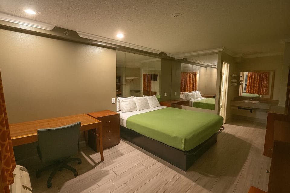 Standard Single Room | Free WiFi