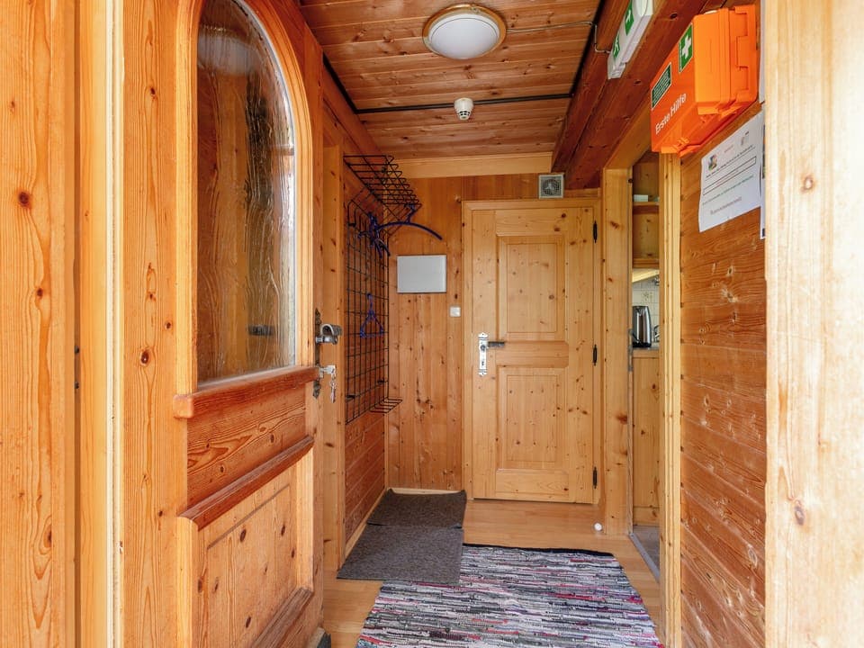 Entrance / Reception