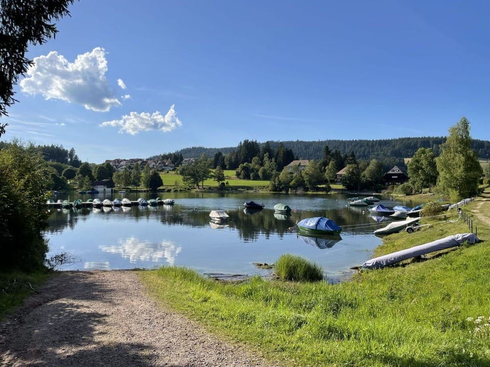 Body Of Water, Bank, Watercourse, Reflection, Lake, Channel, Watercraft, Boat, Loch