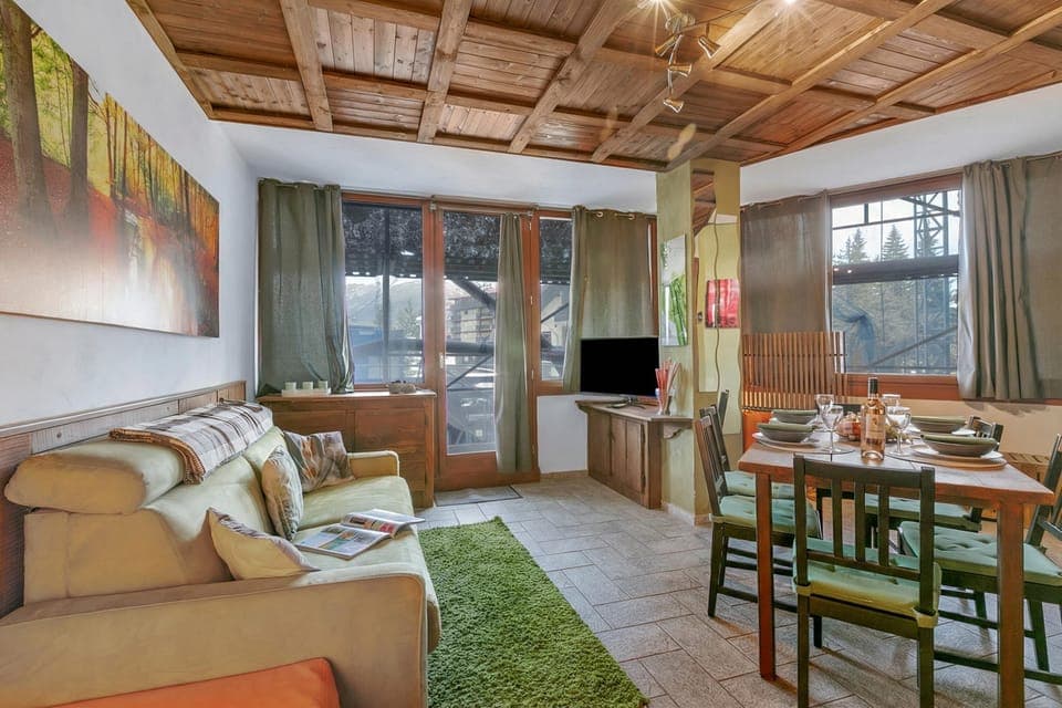 Living and dining room