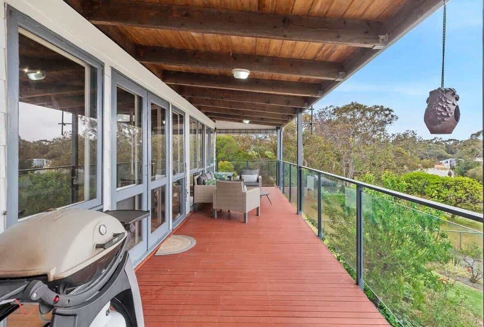 Front Deck Upper