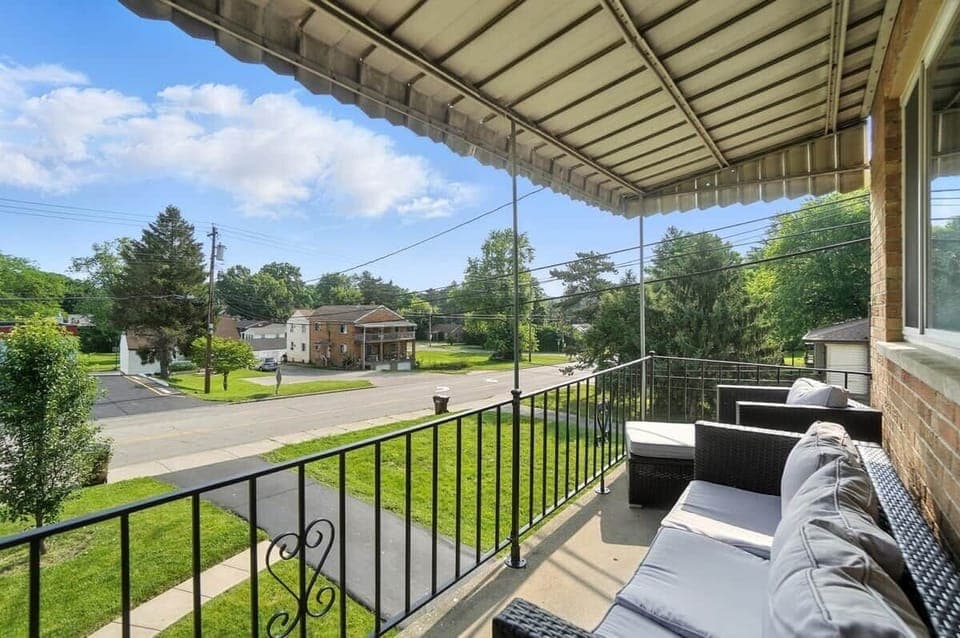 Outdoor Patio 
