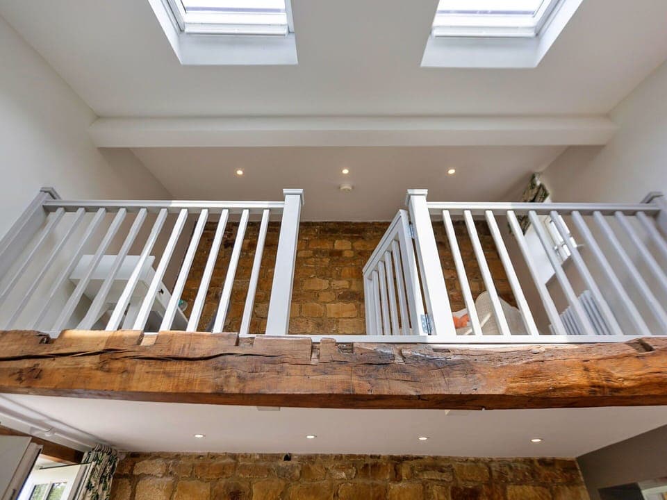 Shade, Mountain Range, Outdoor Structure, Eco Hotel, Deck, Outdoor Furniture, Garden, Chair, Landscaping, Hardwood