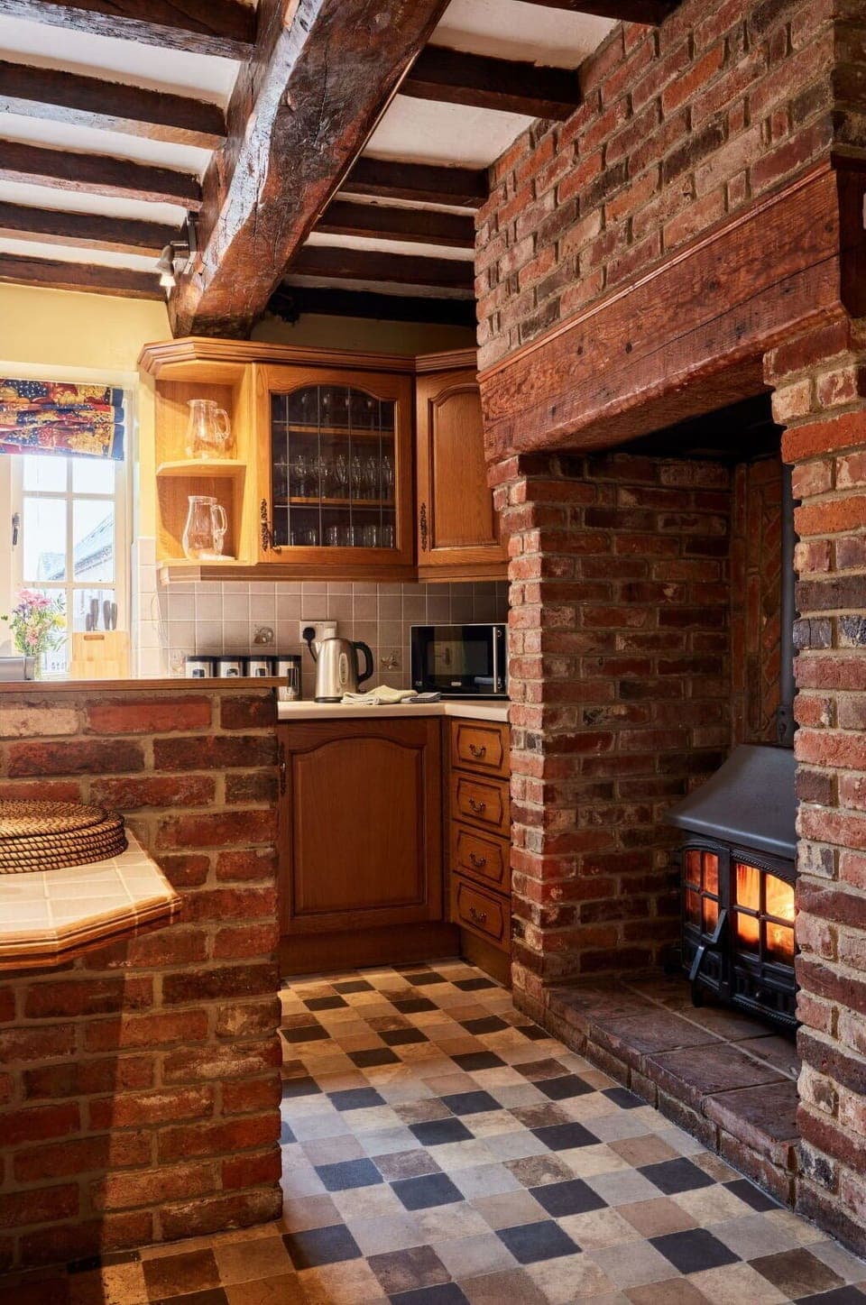 Deck, Shade, Hardwood, Outdoor Furniture, Balcony, Plank, Eco Hotel, Swimming Pool, Wood Flooring, Resort