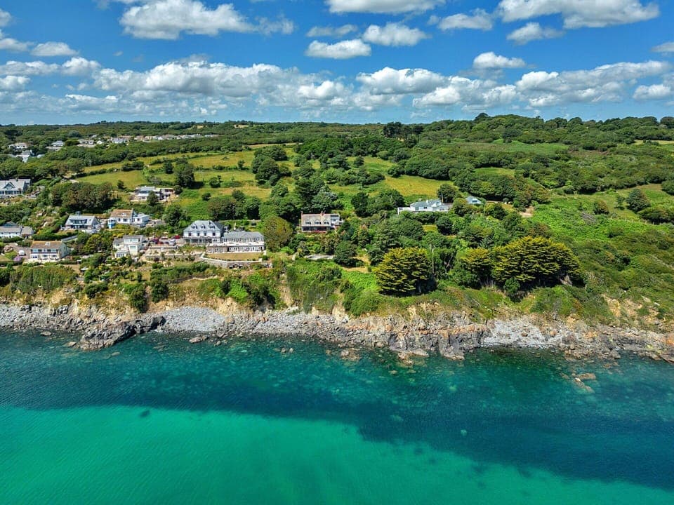 Apartment, Mountain Range, Valley, Alps, Hotel, Mountain Village