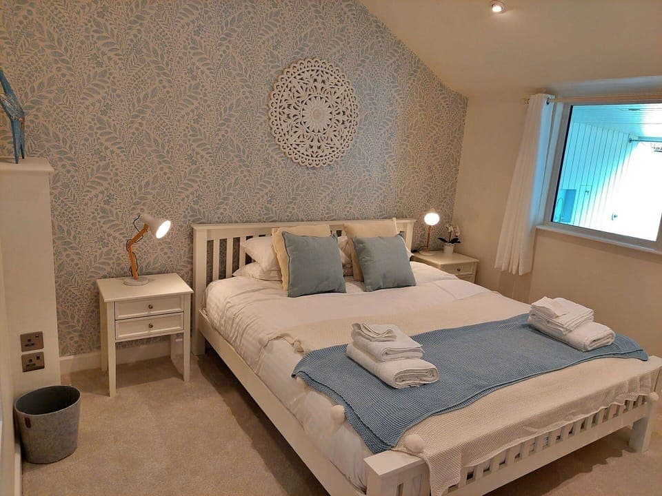 Apartment, Balcony, Shade, Marina, Hotel, Dock