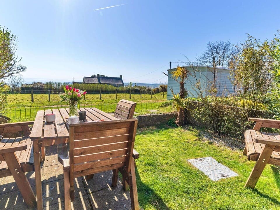 Apartment, Balcony, Shade, Marina, Hotel, Dock