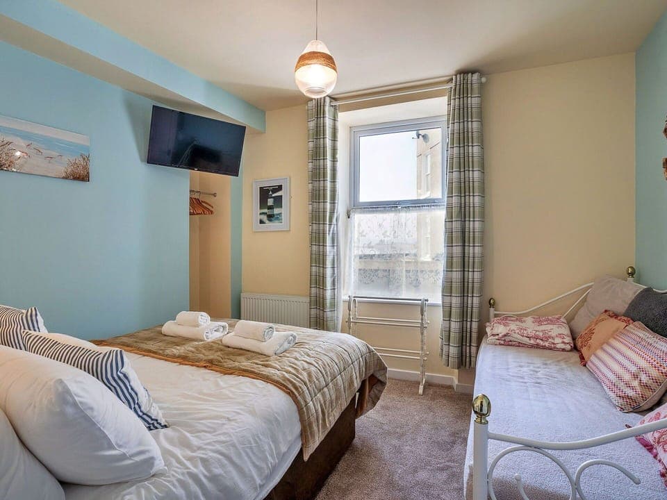 Apartment, Balcony, Shade, Marina, Hotel, Dock