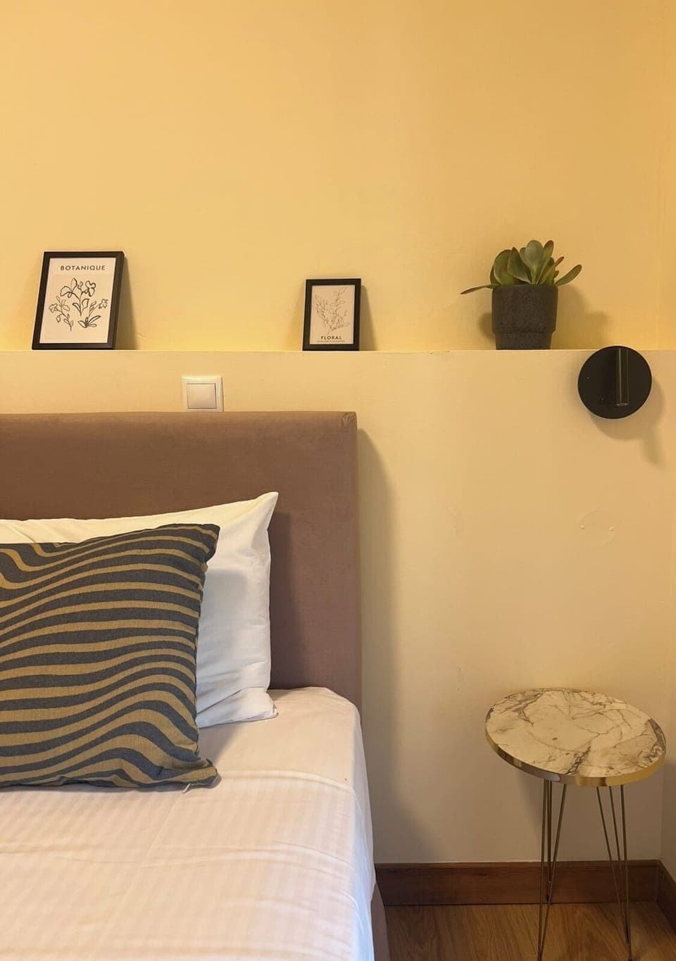 Iron/ironing board, free WiFi