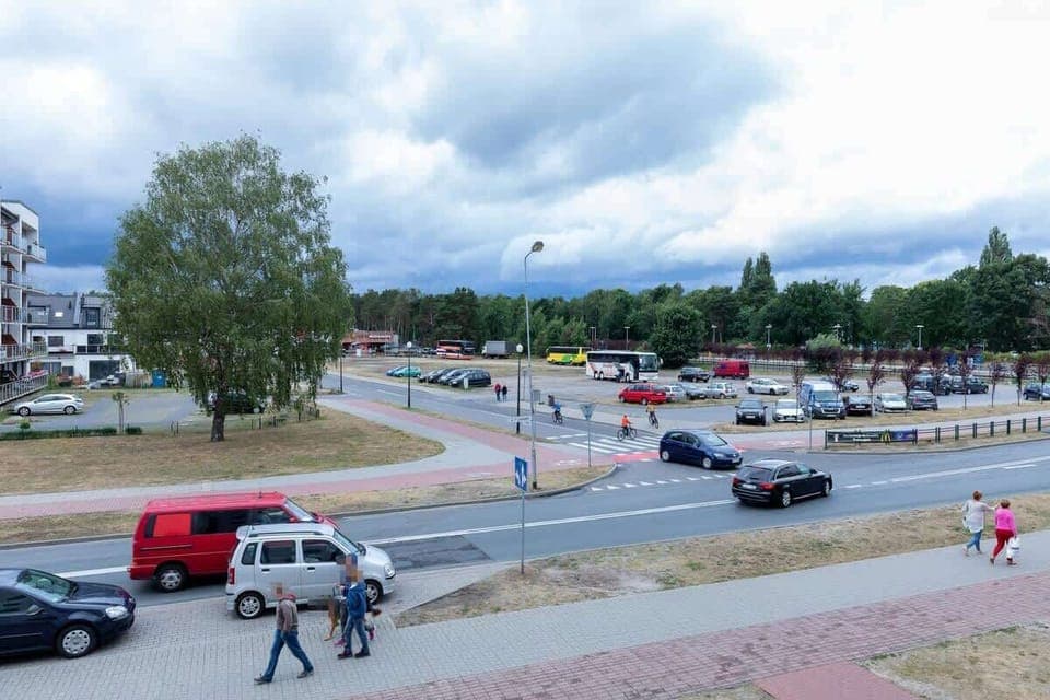 Photo showing the area around the apartment. 