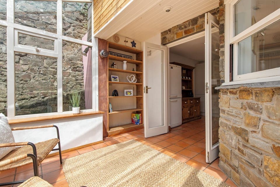 Central Location, Near the Beach