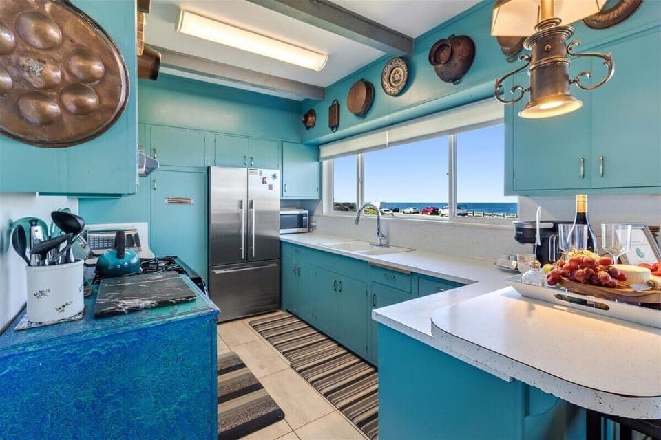 Fully Equipped Kitchen has a Panoramic Ocean View