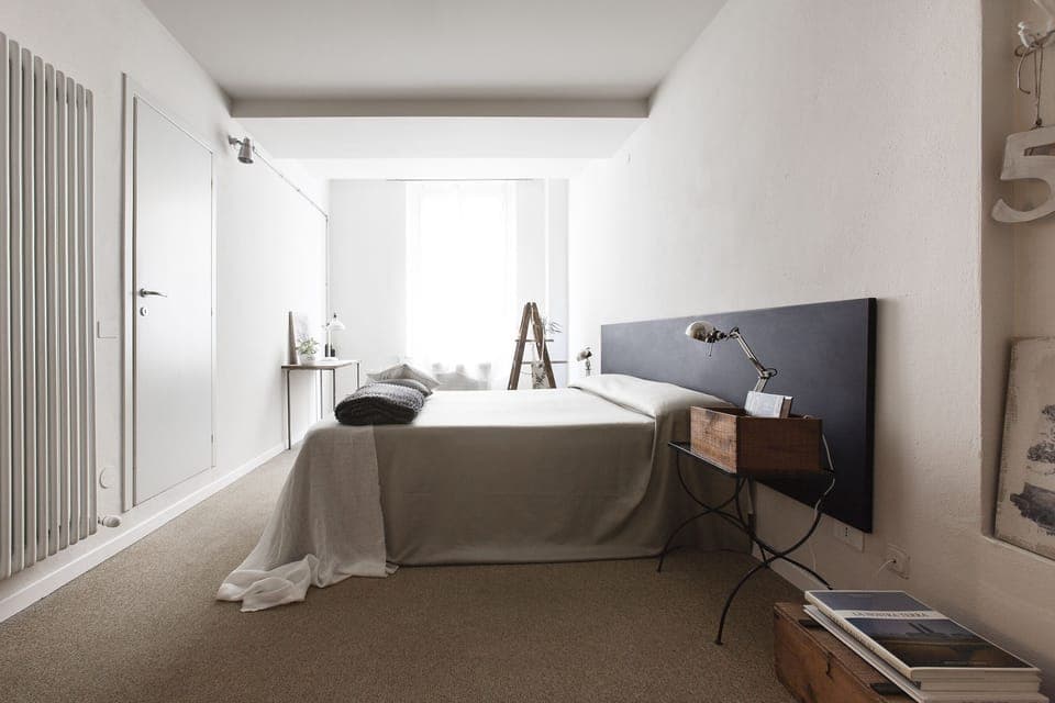 Desk, cribs/infant beds, free WiFi, bed sheets