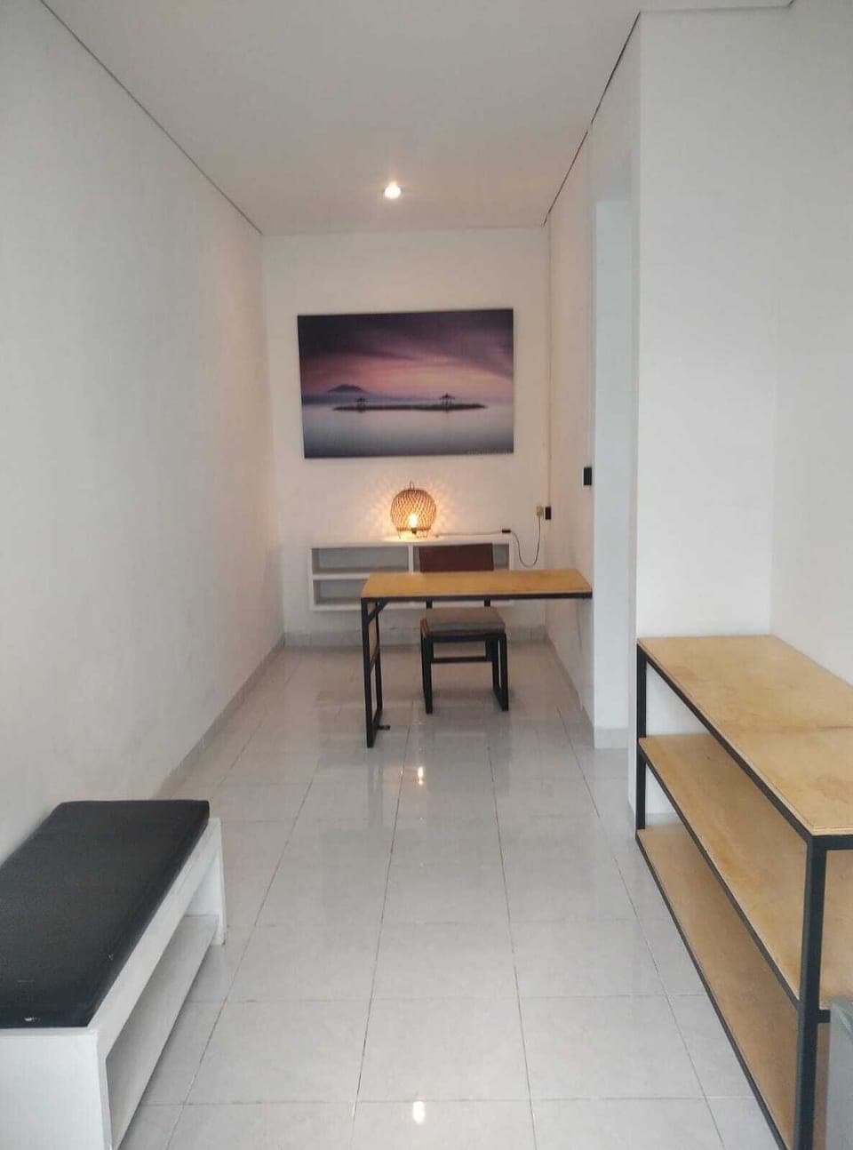 Executive Studio, Pool View | Living area