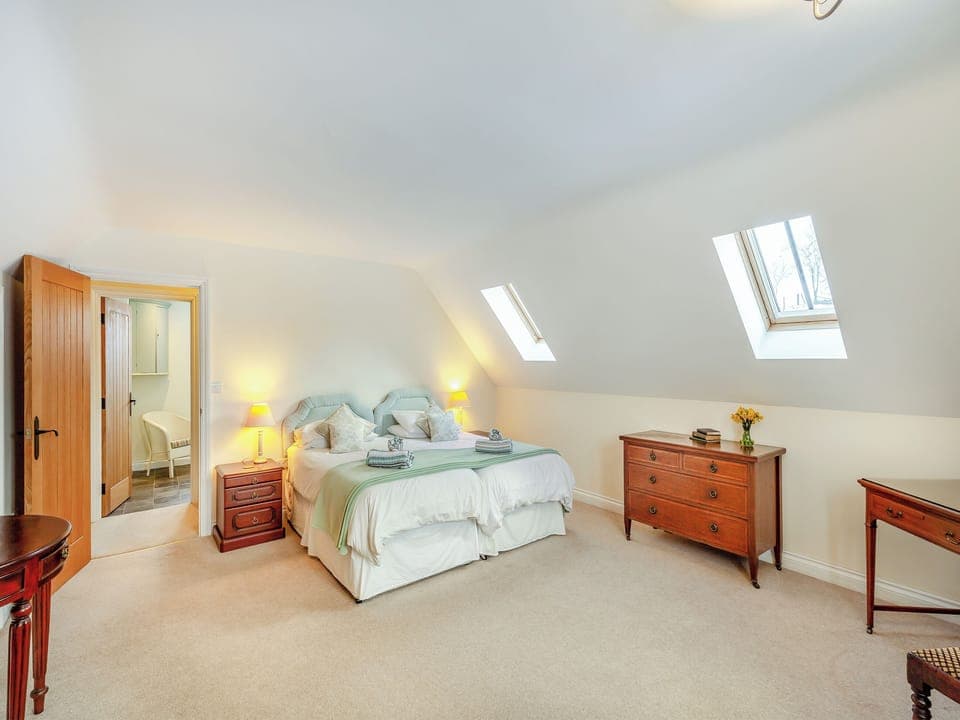 Twin bedroom | Orchard Barn, Llandrindod Wells