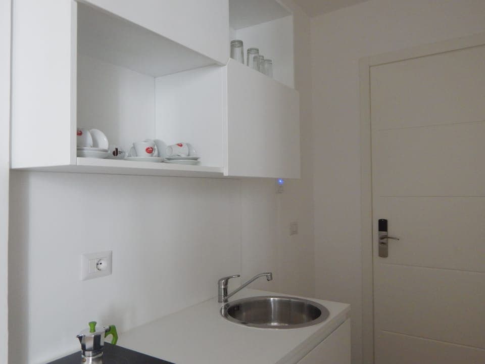 Private kitchenette