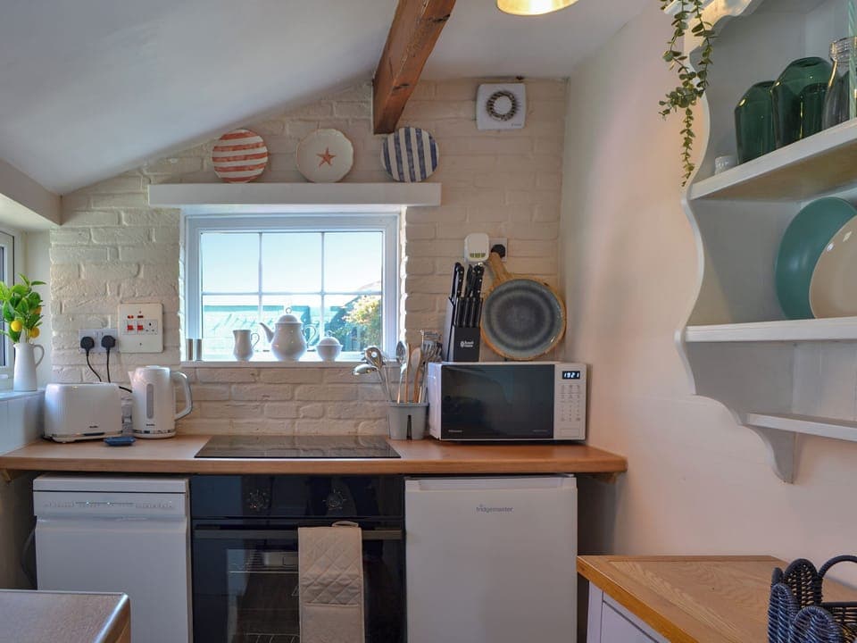 Kitchen | Peace Cottage, Flamborough