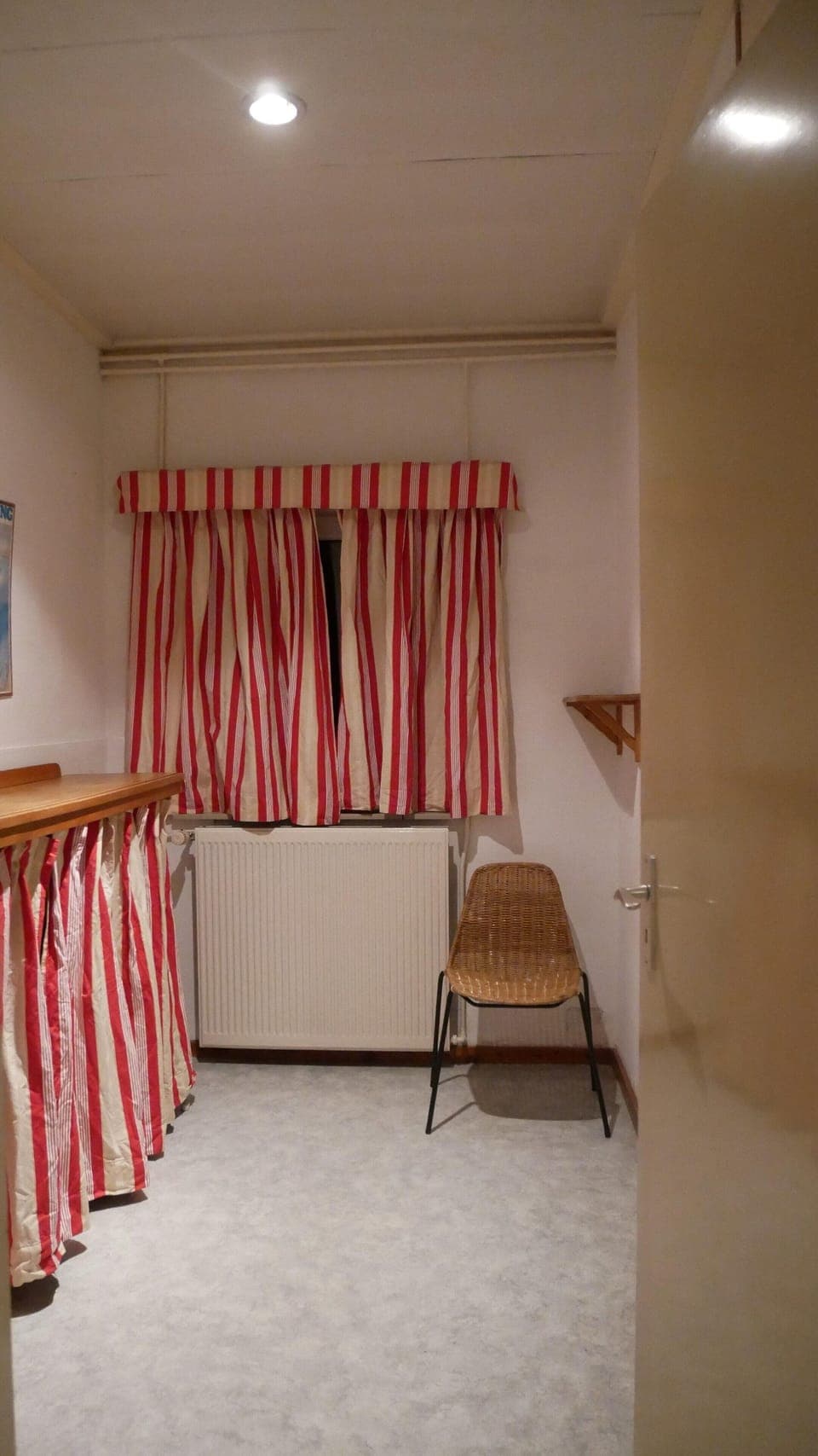 House | 4 bedrooms, individually furnished, bed sheets