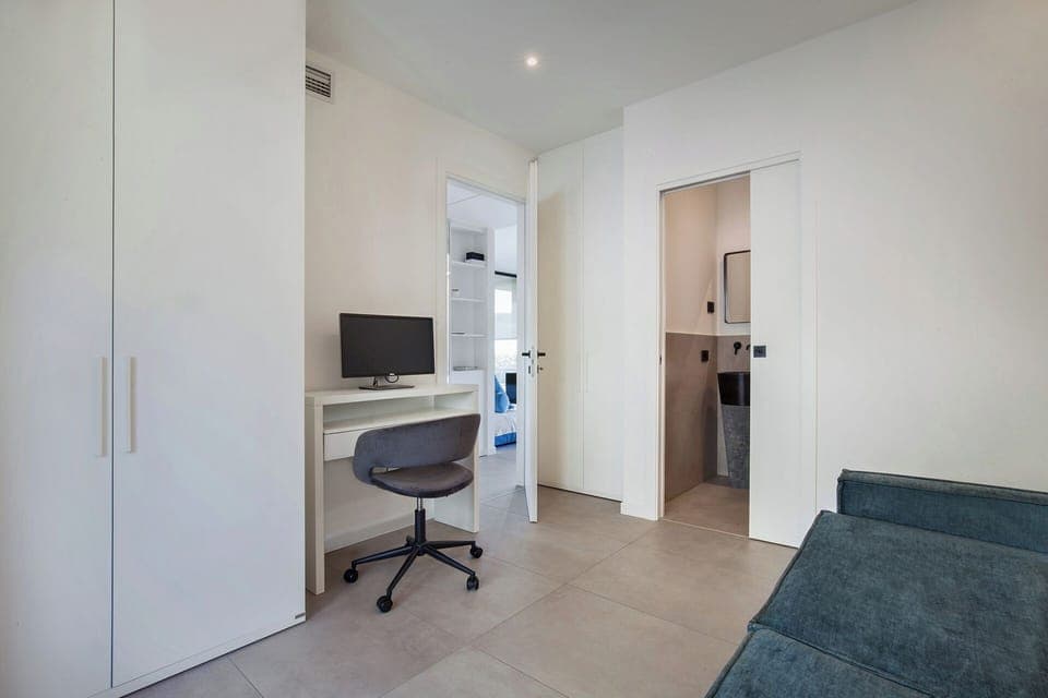 687ed635-075f-494f-bd34-4b6a64da9beb